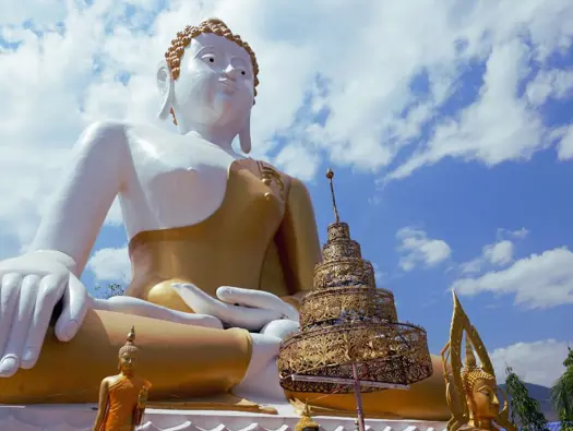 Wat Phra That Doi Kham