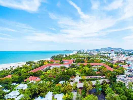 Is Hua Hin or Phuket Better?