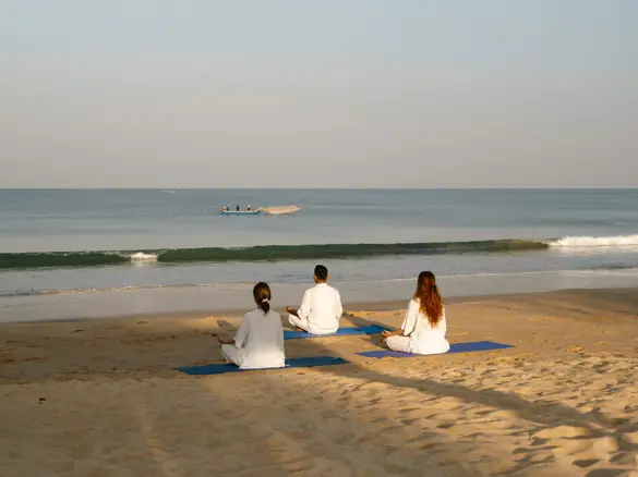 Aleenta Phuket Phang Nga Luxury Resort Thailand Ayurah Wellness Beach Yoga Dmalou DMFD6496