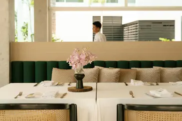 Aleenta Phuket Phang Nga Luxury Resort Thailand The Seasons Restaurant Dmalou DMFD9732