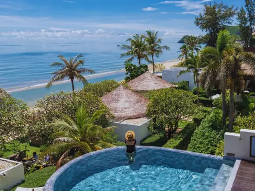 Eco-Friendly Luxury Resort in Pranburi