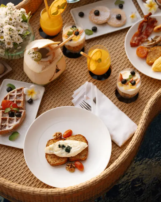 Aleenta Hua Hin Pranburi Luxury Resort Thailand Breakfast Dmalou SL IMG 3358