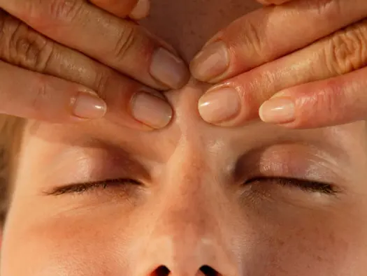 Crown Chakra Massage for Spiritual Wellness