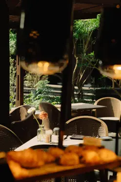 Aleenta Chiang Mai Luxury Resort Thailand The Garden Restaurant MP L1008792