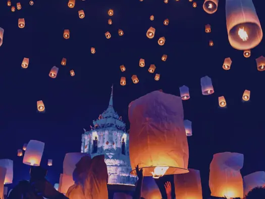 Experience Yi Peng Festival in Chiang Mai
