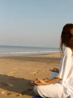 Aleenta Phuket Phang Nga Luxury Resort Thailand Ayurah Wellness Beach Yoga Dmalou DMFD6518