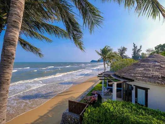 On the Beach Luxury Suites and Villas in Pranburi