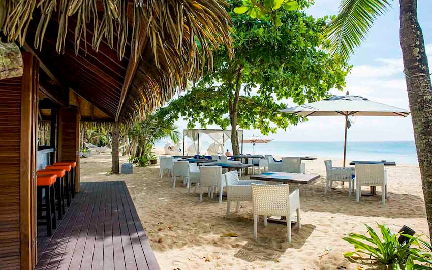 Beach Restaurants in Phang Nga - Aleenta Phuket Resort & Spa