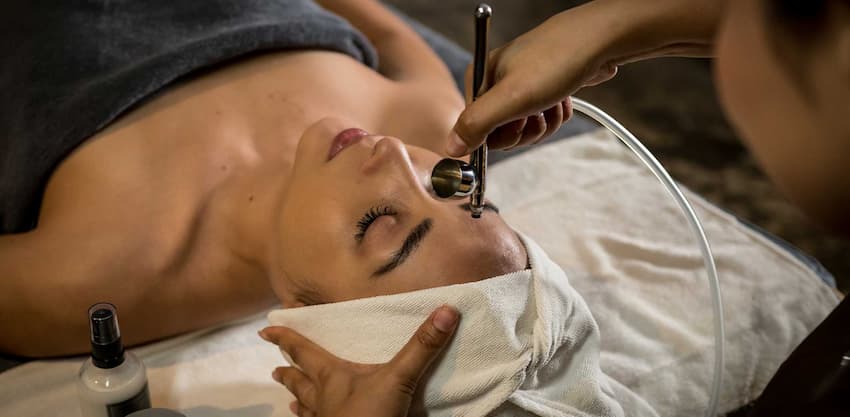Grooming and Beauty Services - Ayurah Spa and Wellness Centre 