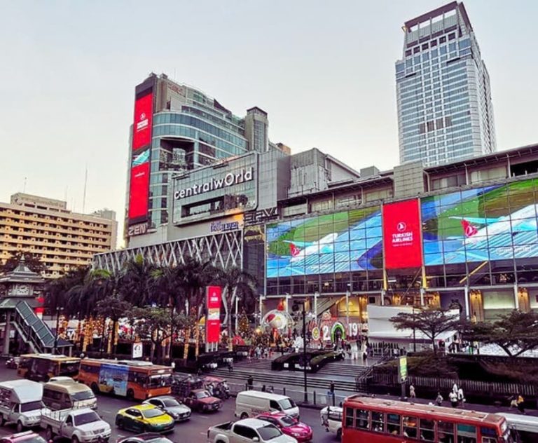 CentralWorld Shopping Mall In Bangkok - akyra Bangkok 11 Hotel