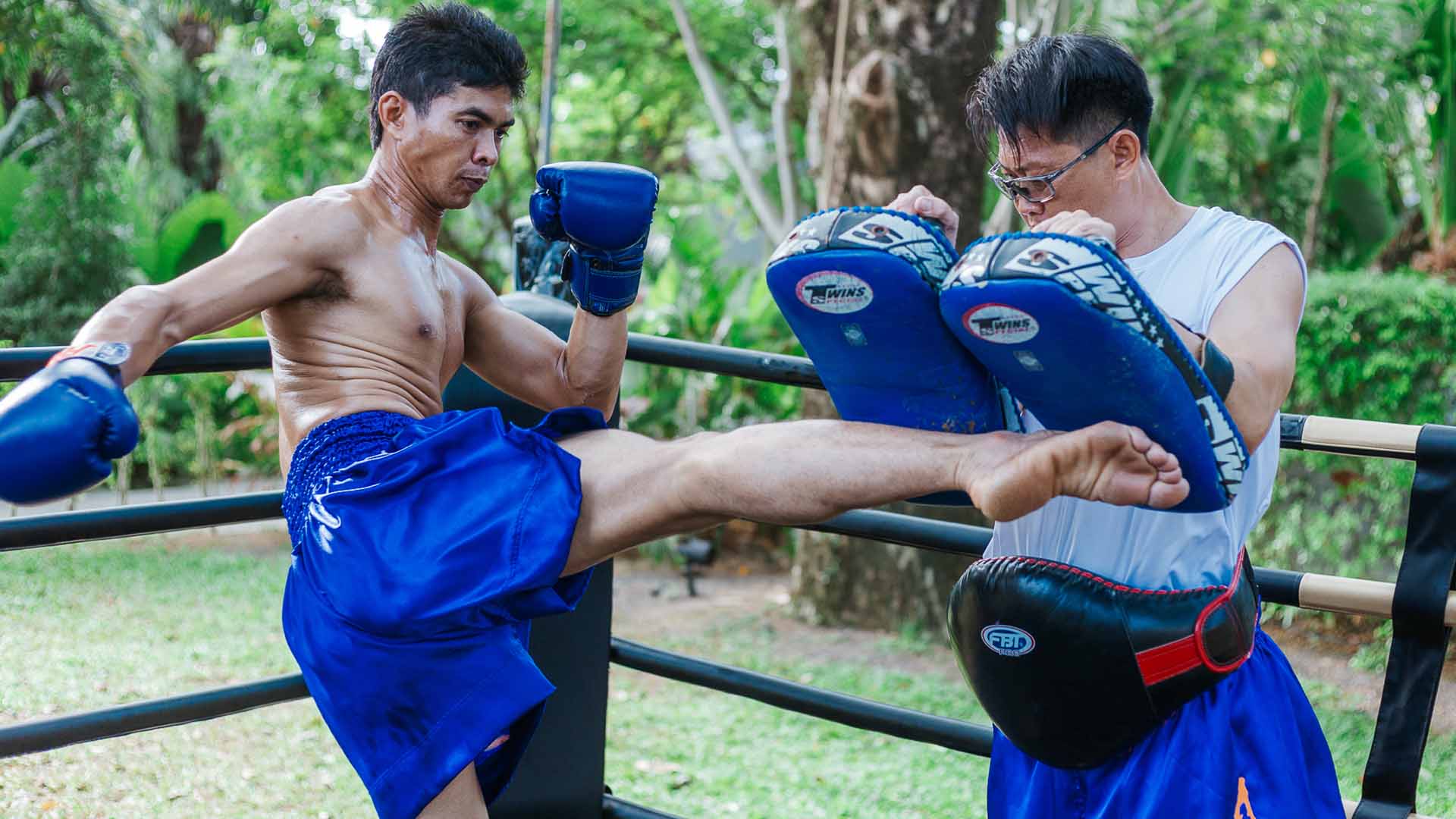 Muay Thai Karussell 4