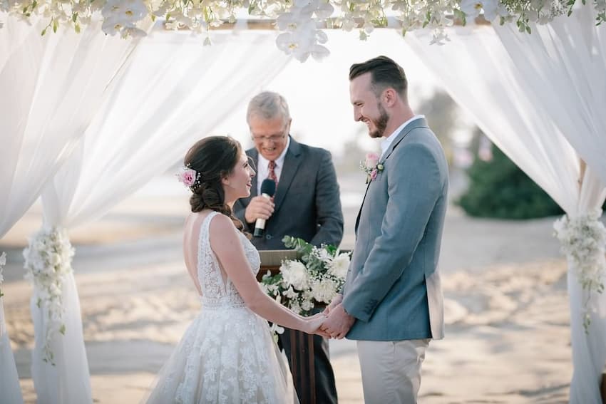 Drei Strandhochzeitspakete in Pak Nam Pran für Ihren perfekten Tag – Aleenta Hua Hin Resort & Spa