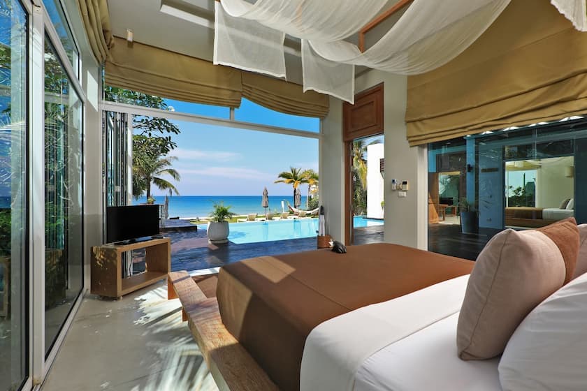 Three Bedroom Natai Beach Villa - Aleenta Phuket Resort & Spa