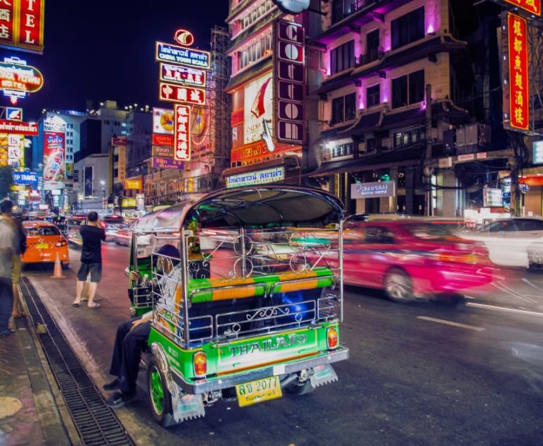 Trendy Neighbourhoods In Bangkok - akyra Bangkok 11 Hotel