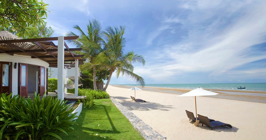 Ultimate Luxury Villas in Thailand - Aleenta Resorts & Spas