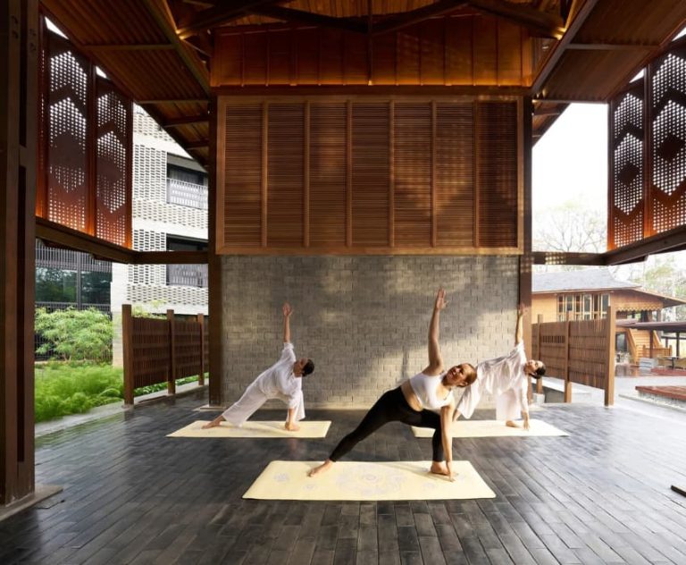 Yoga, Mindfulness and Healing Retreats at Ayurah Wellness - Aleenta Resorts